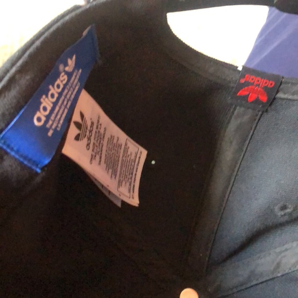 Adidas adjustable Chicago bulls cap - Picture 3 of 3